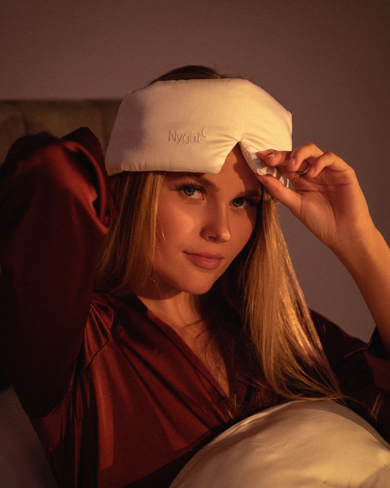Nyght sleep shoot, eye mask